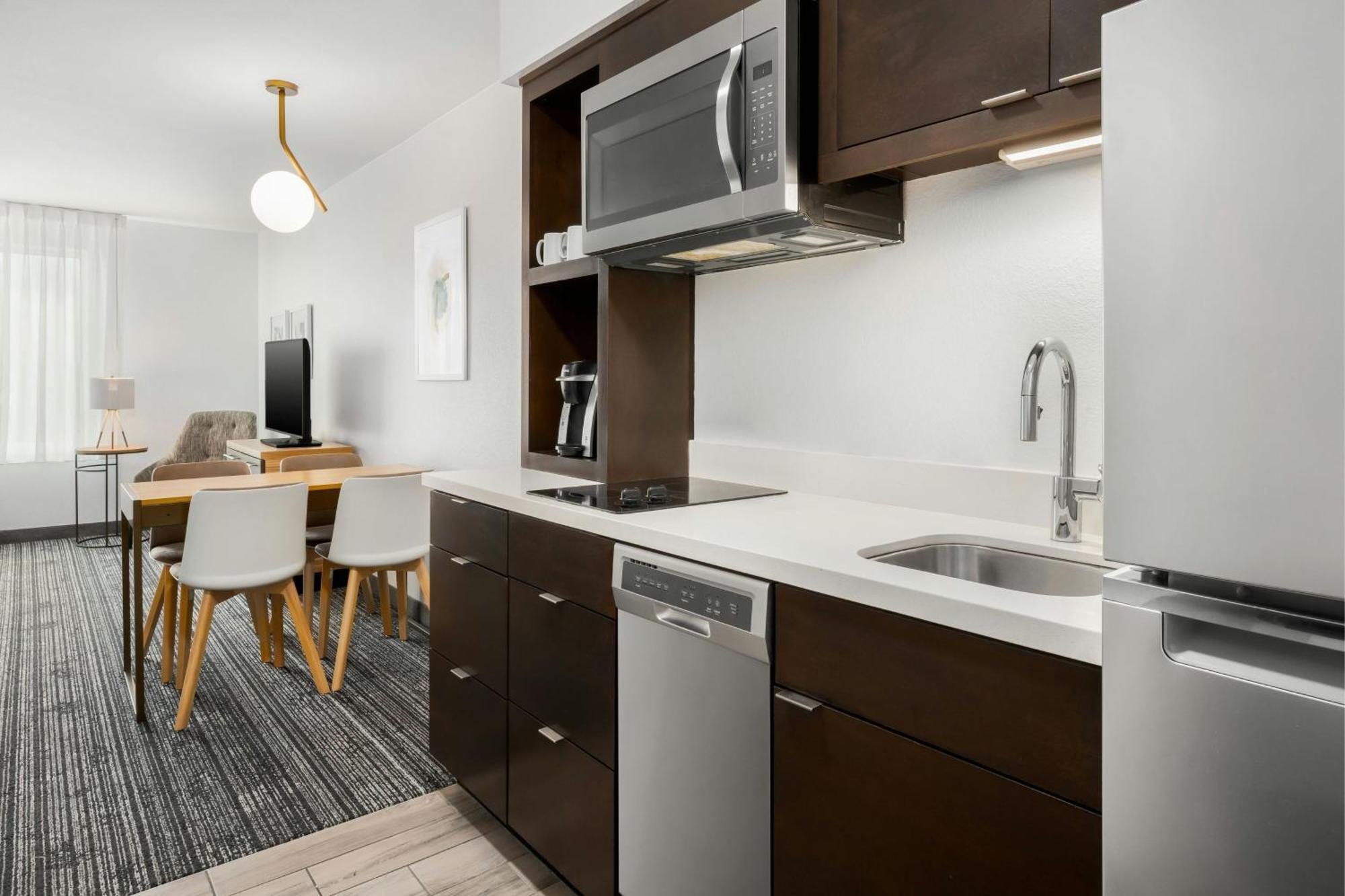 Towneplace Suites By Marriott Montgomery Eastchase Exterior foto
